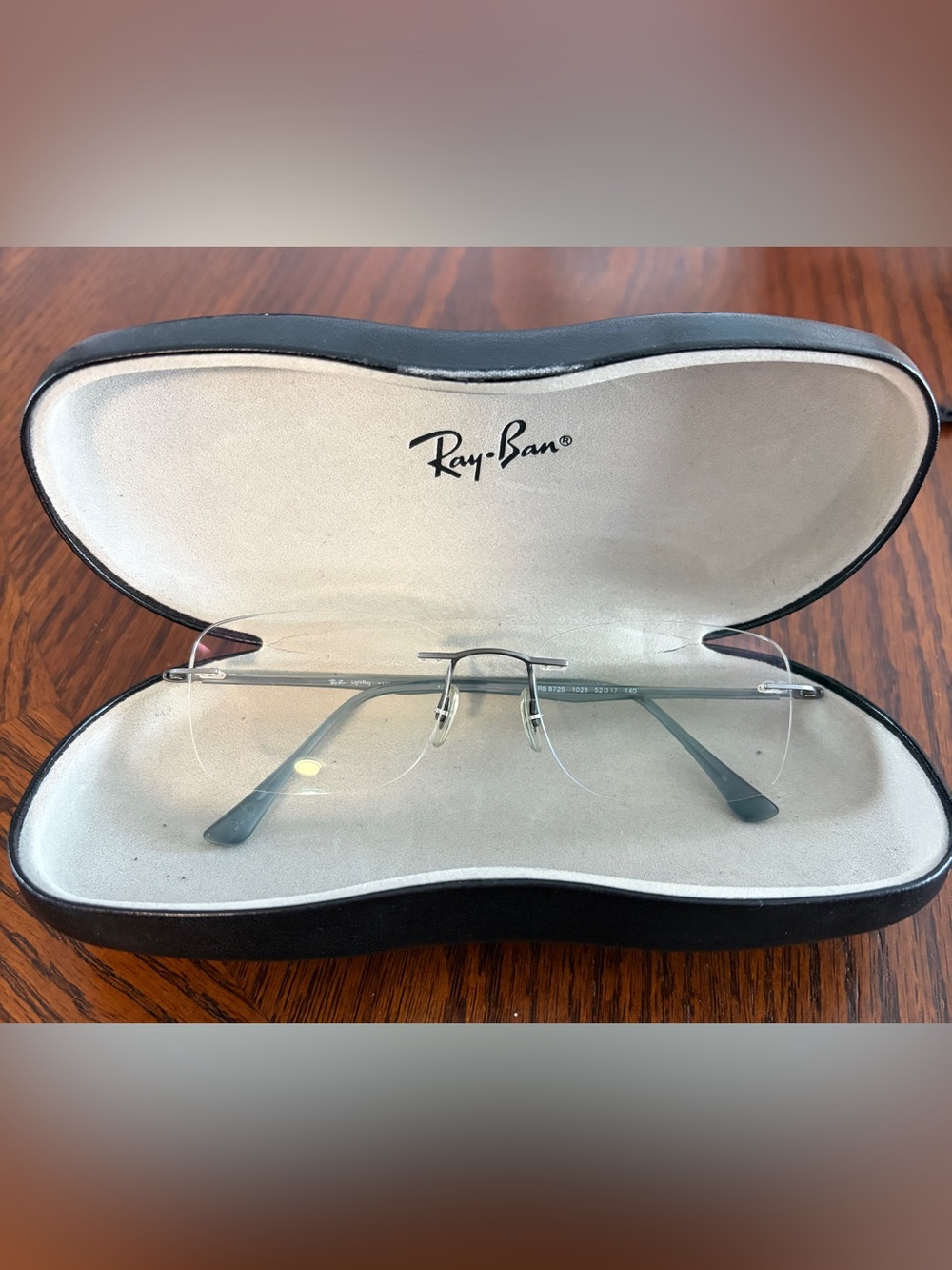 Ray-Ban Unisex Light Rays RB8725 frames